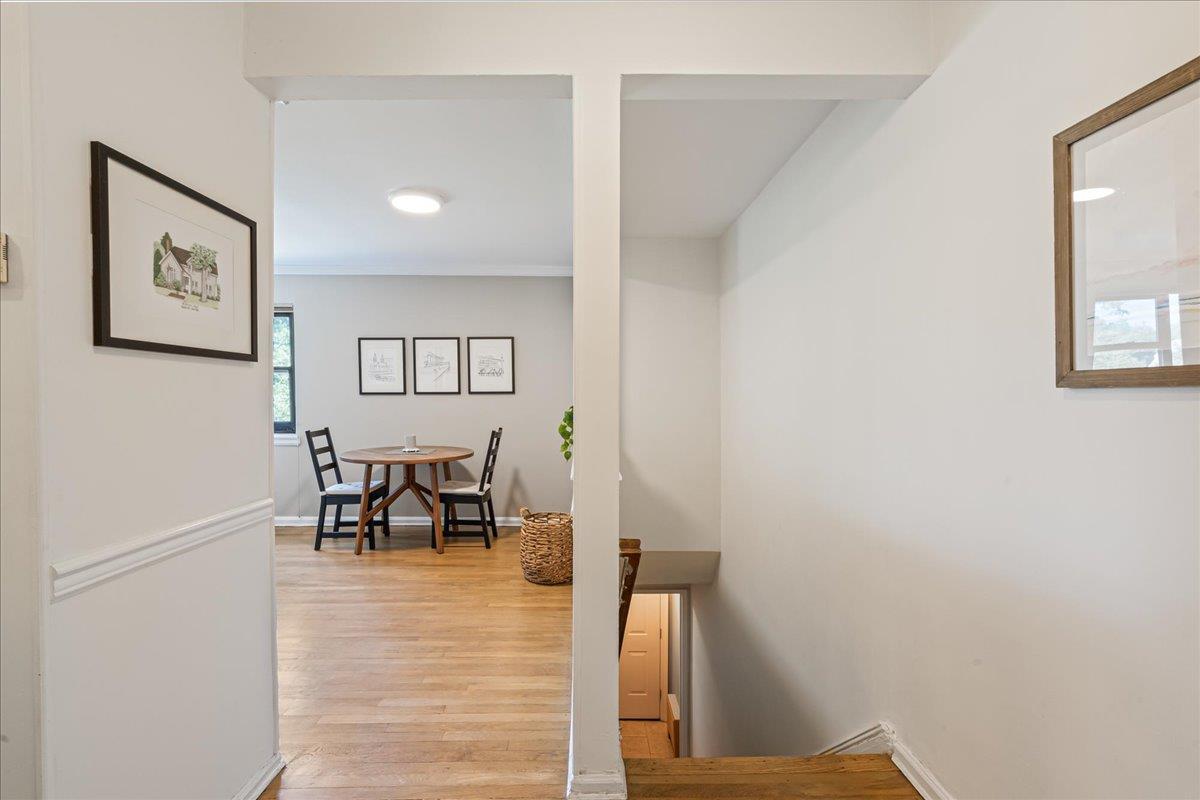 109 15th # G 2, Garden City, NY 11530