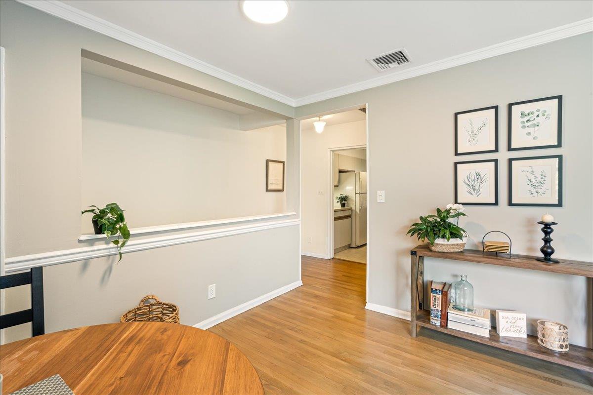 109 15th # G 2, Garden City, NY 11530