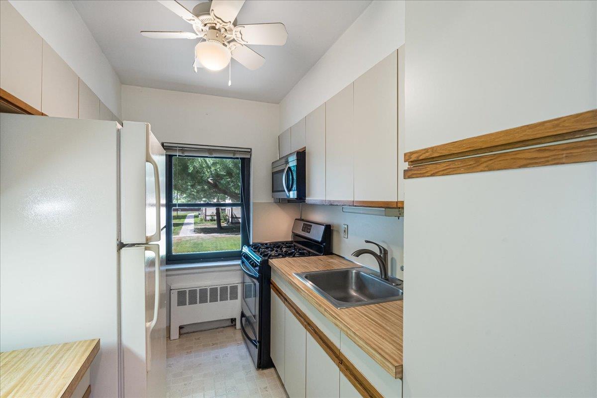 109 15th # G 2, Garden City, NY 11530