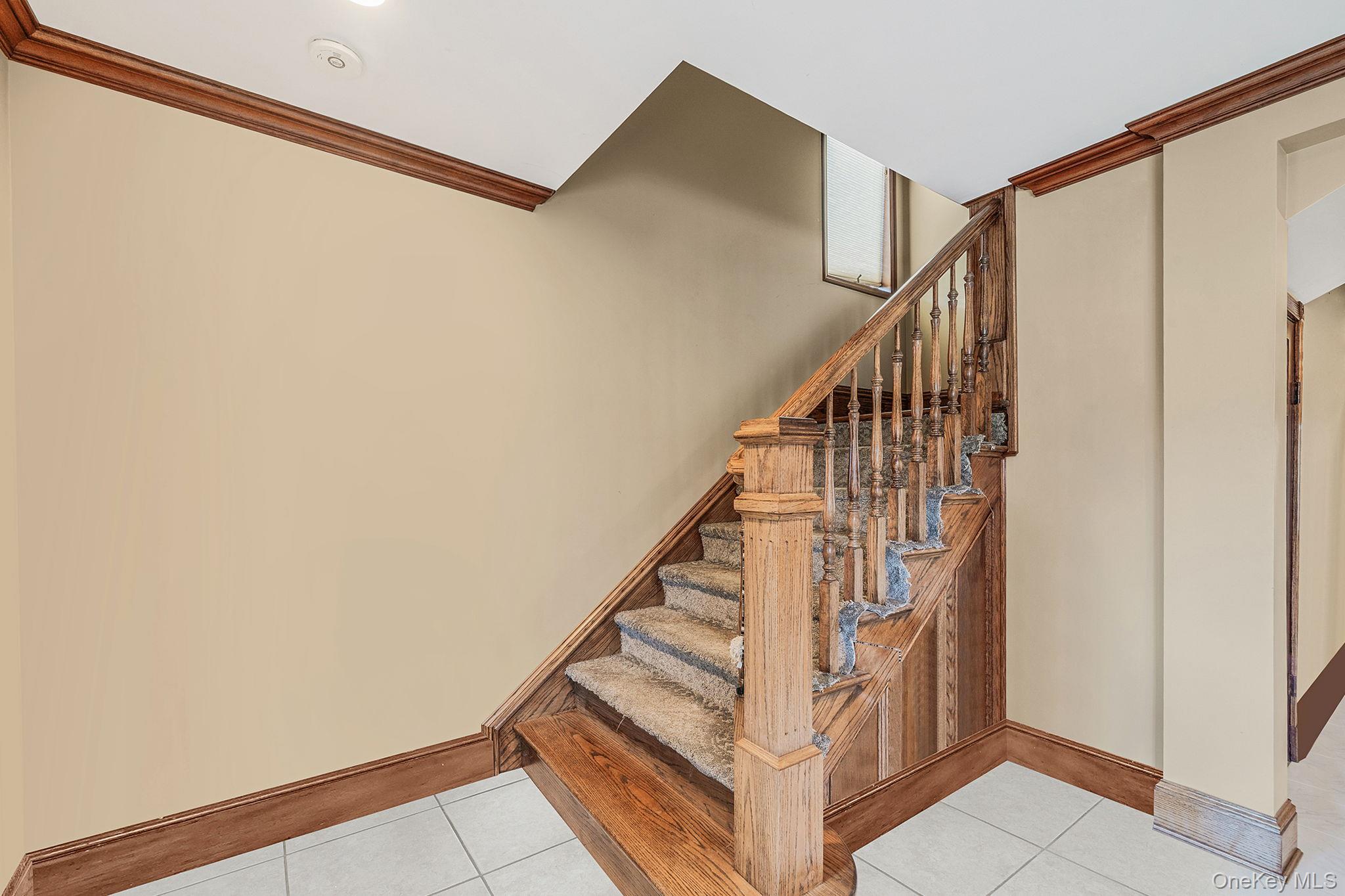 33 Nassau Parkway, Oceanside, NY 11572