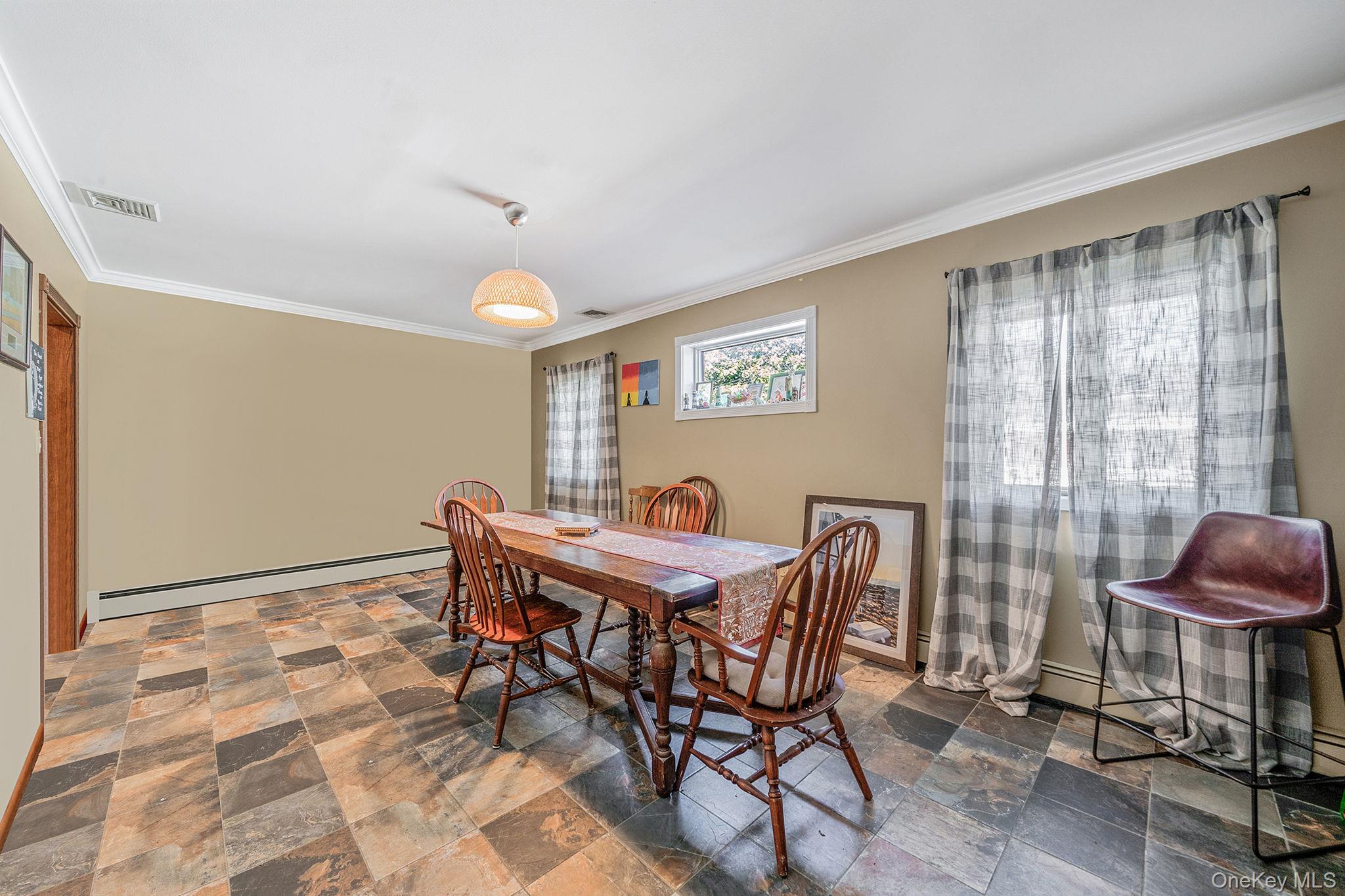 33 Nassau Parkway, Oceanside, NY 11572