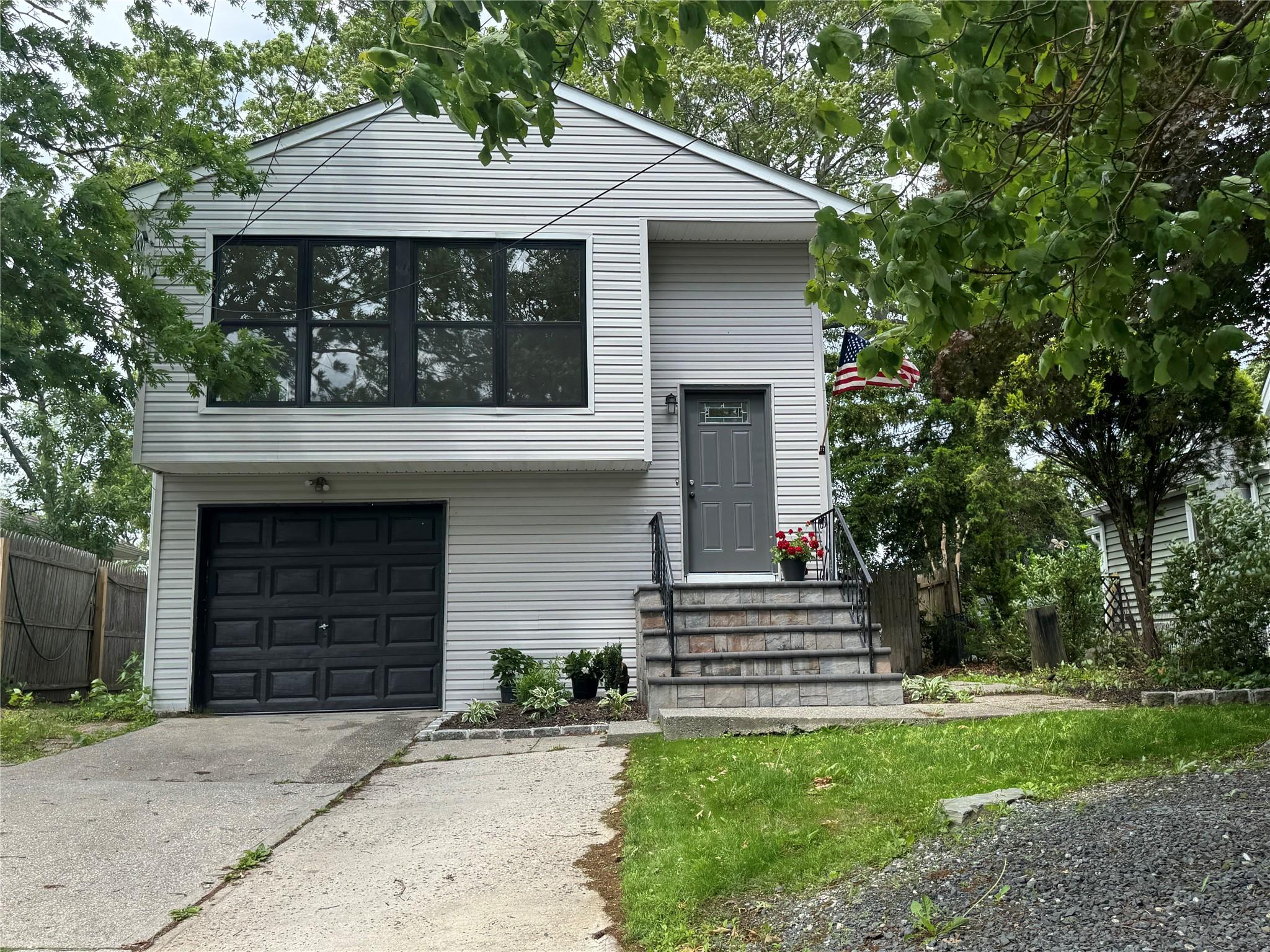 31 Whitestone Road, Sound Beach, NY 11789