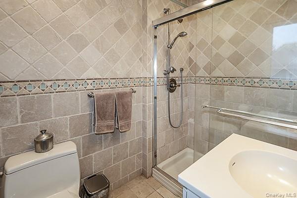 17 Harvard Drive, Woodbury, NY 11797