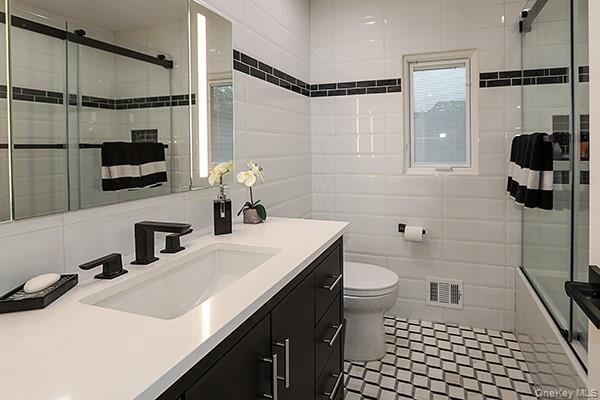 17 Harvard Drive, Woodbury, NY 11797