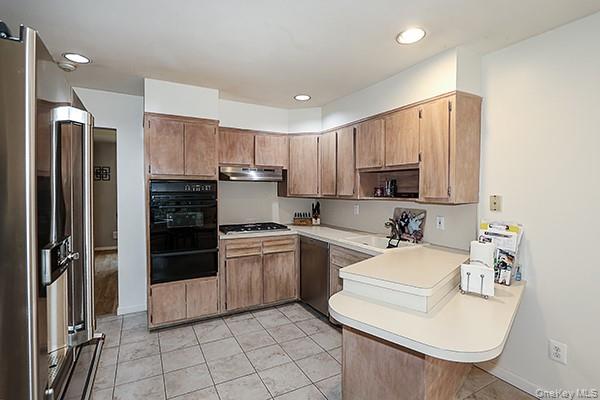 17 Harvard Drive, Woodbury, NY 11797