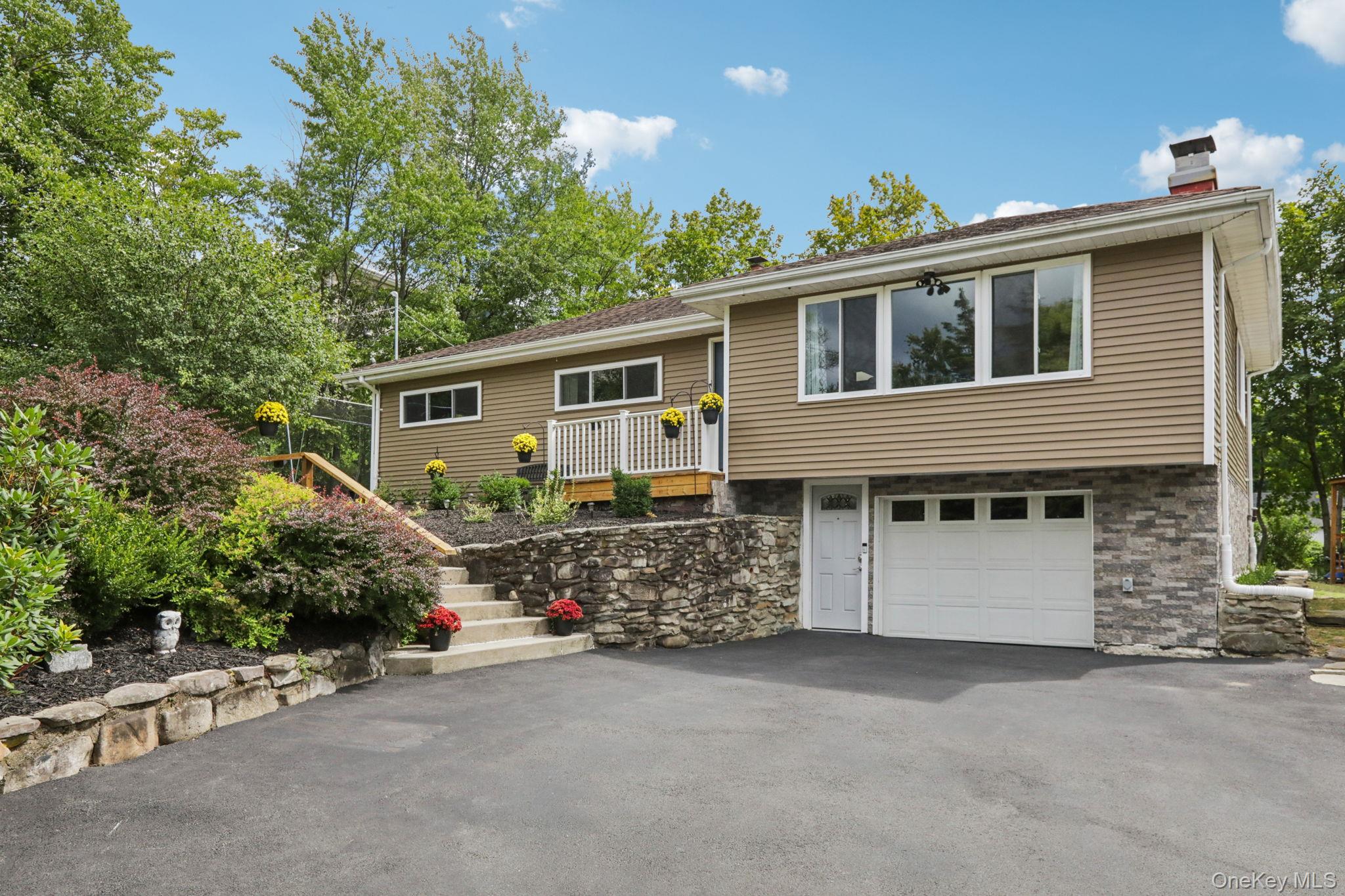 128 Bethlehem Road, New Windsor, NY 12553