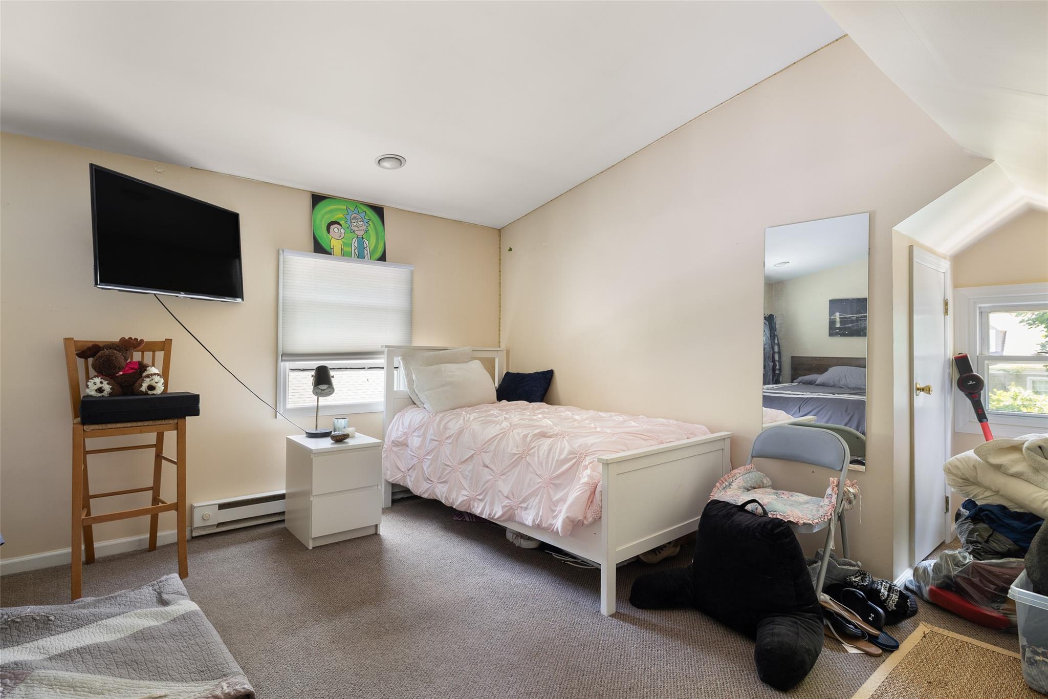 175 S Dunton Avenue, East Patchogue, NY 11772