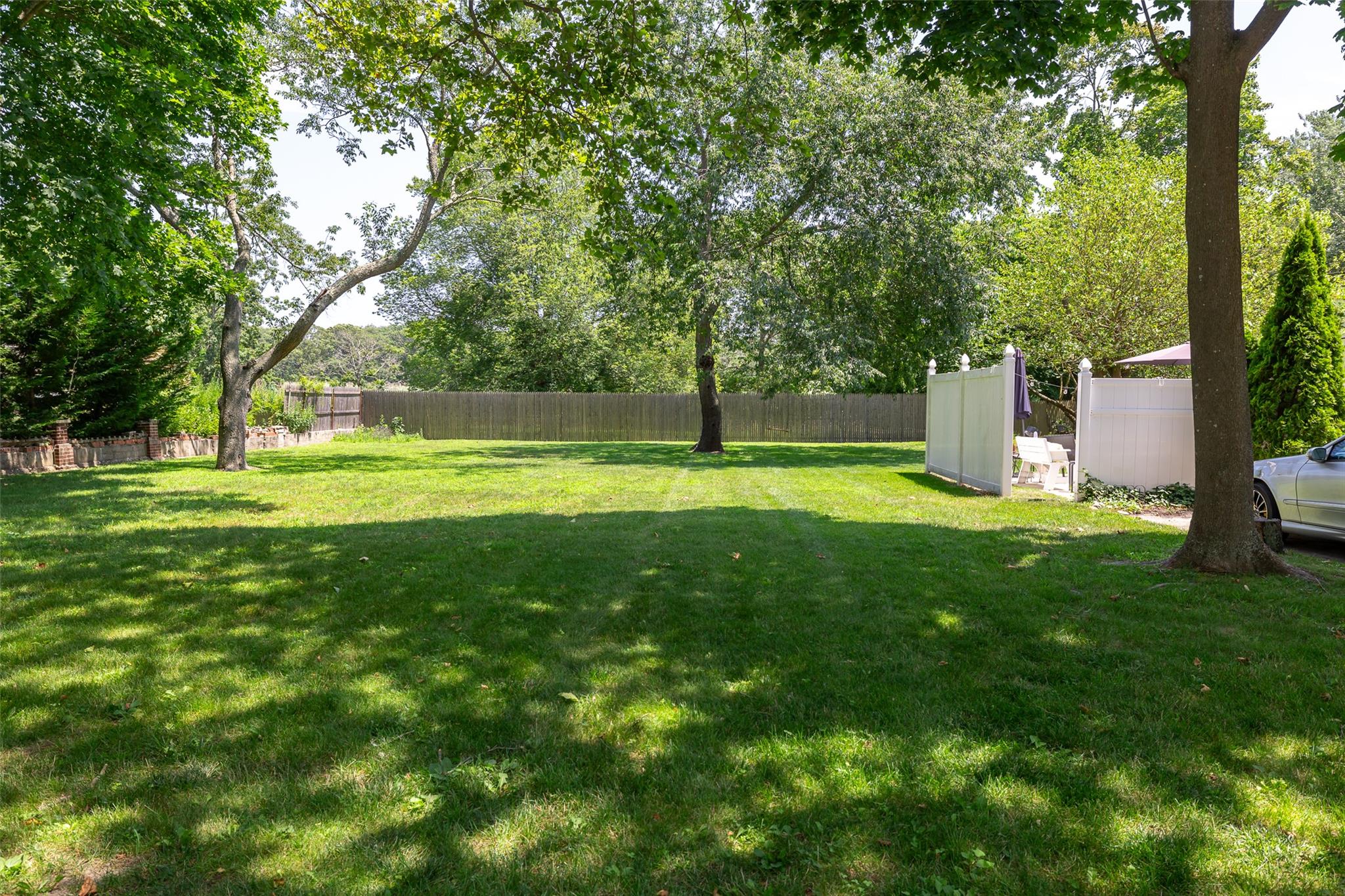 175 S Dunton Avenue, East Patchogue, NY 11772