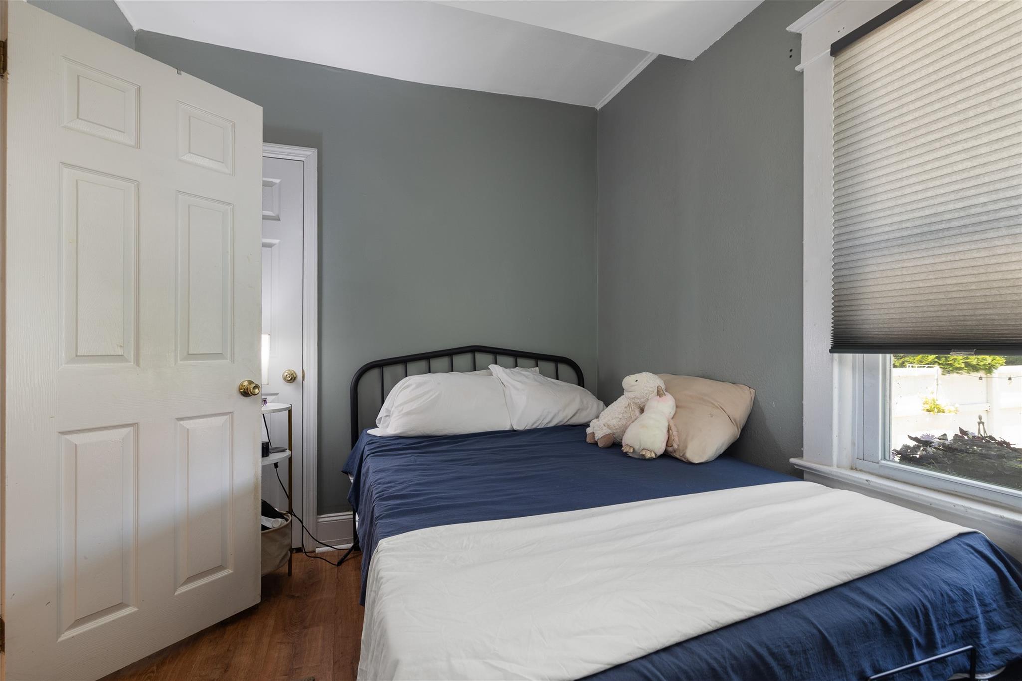 175 S Dunton Avenue, East Patchogue, NY 11772