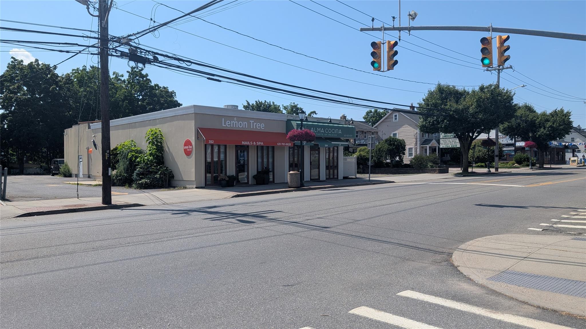 352-354 Larkfield Road, East Northport, NY 11731