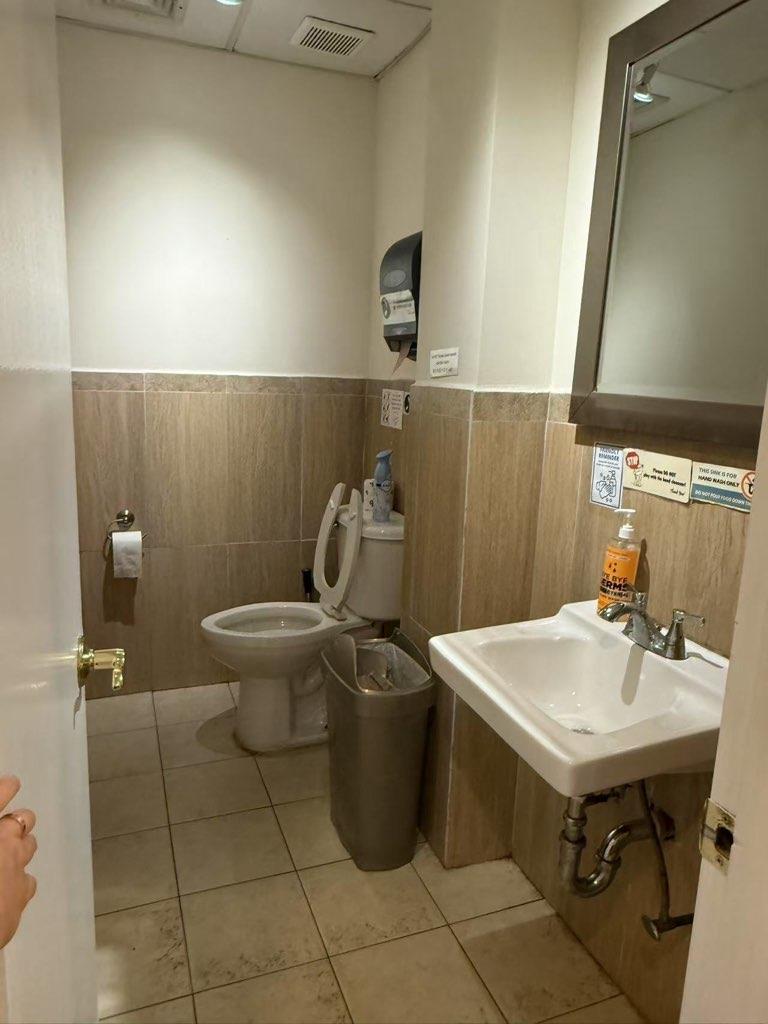 13237 41st Road # 101, Flushing, NY 11355