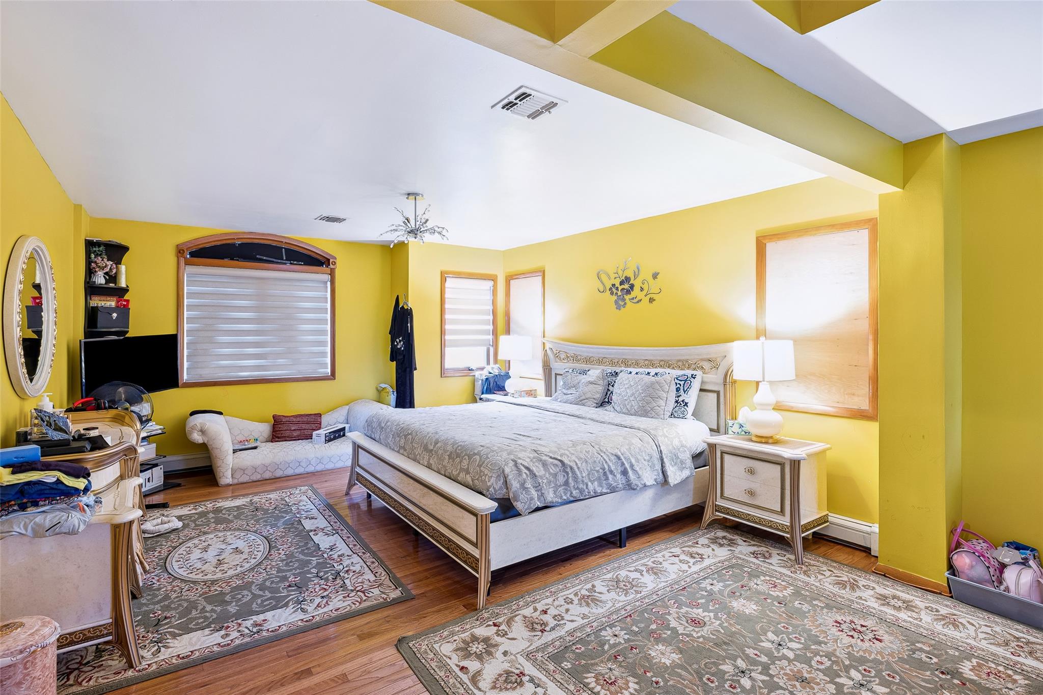 31 Morris Drive, Syosset, NY 11791