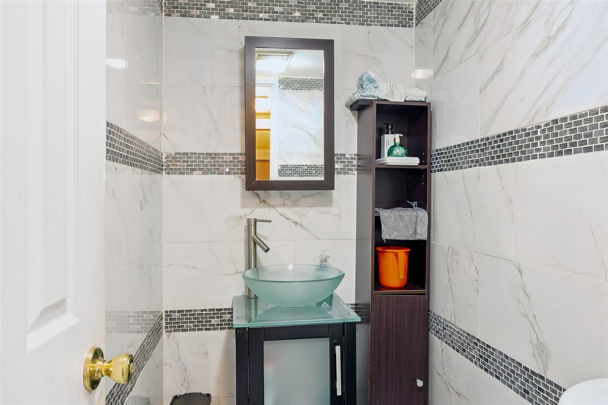 31 Morris Drive, Syosset, NY 11791