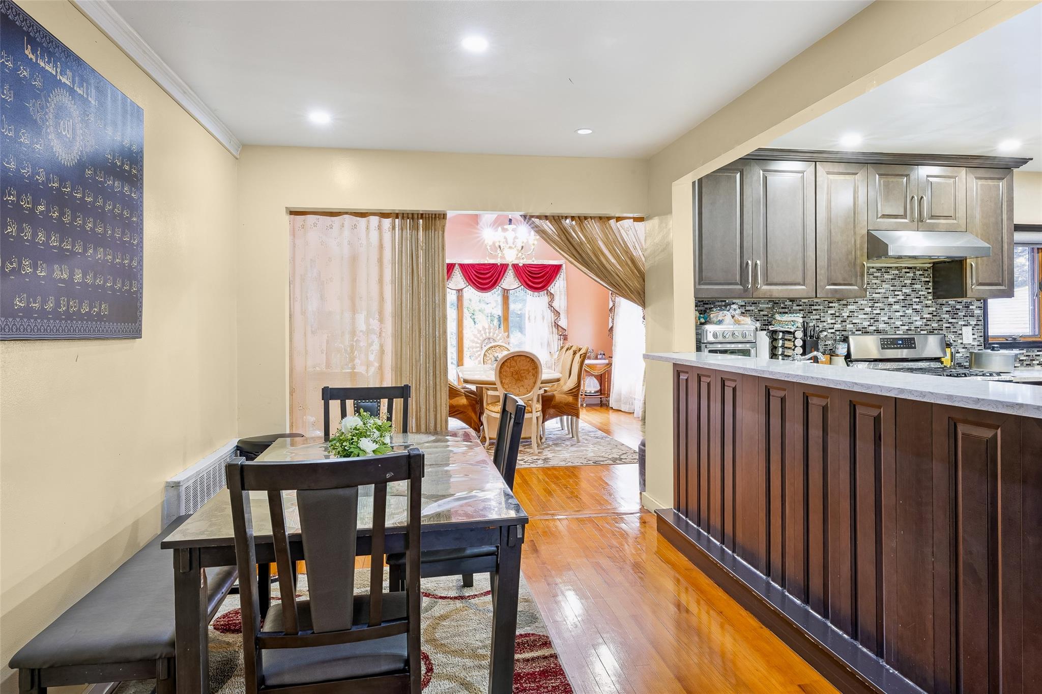 31 Morris Drive, Syosset, NY 11791