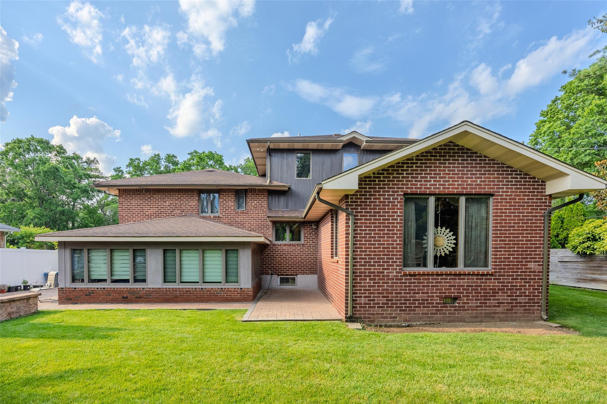 31 Morris Drive, Syosset, NY 11791