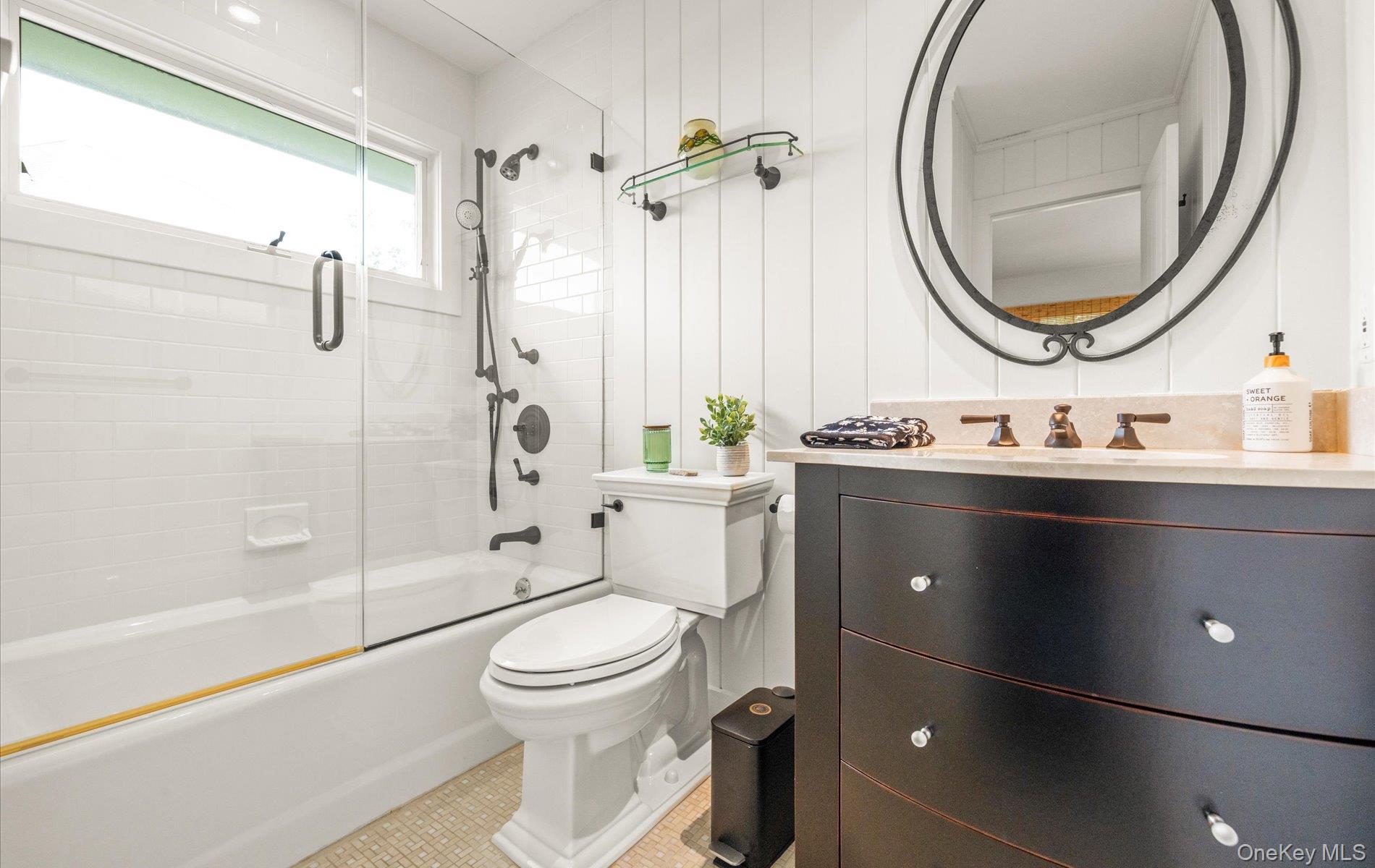 32 Cobblefield Lane, Southampton, NY 11968