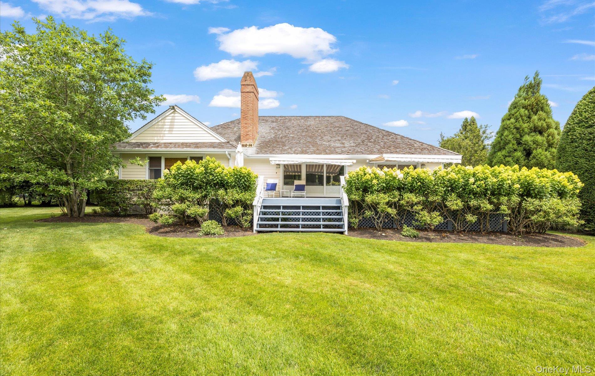 32 Cobblefield Lane, Southampton, NY 11968