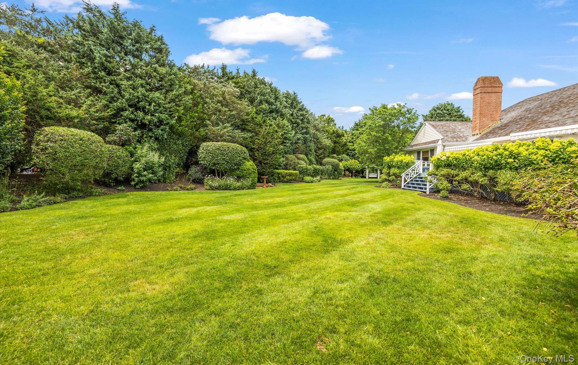 32 Cobblefield Lane, Southampton, NY 11968