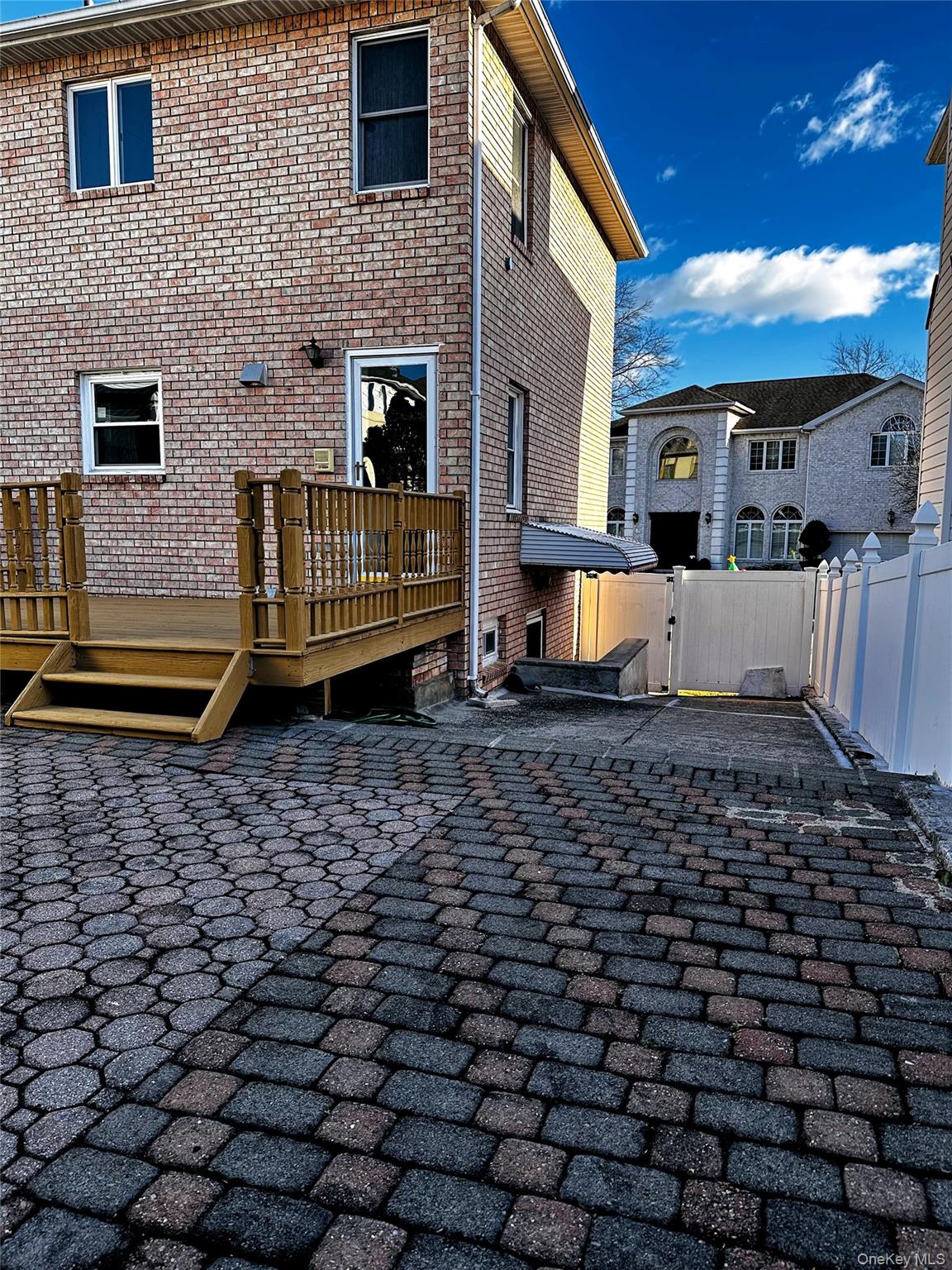 26 Fairway Lane, Staten Island, NY 10301