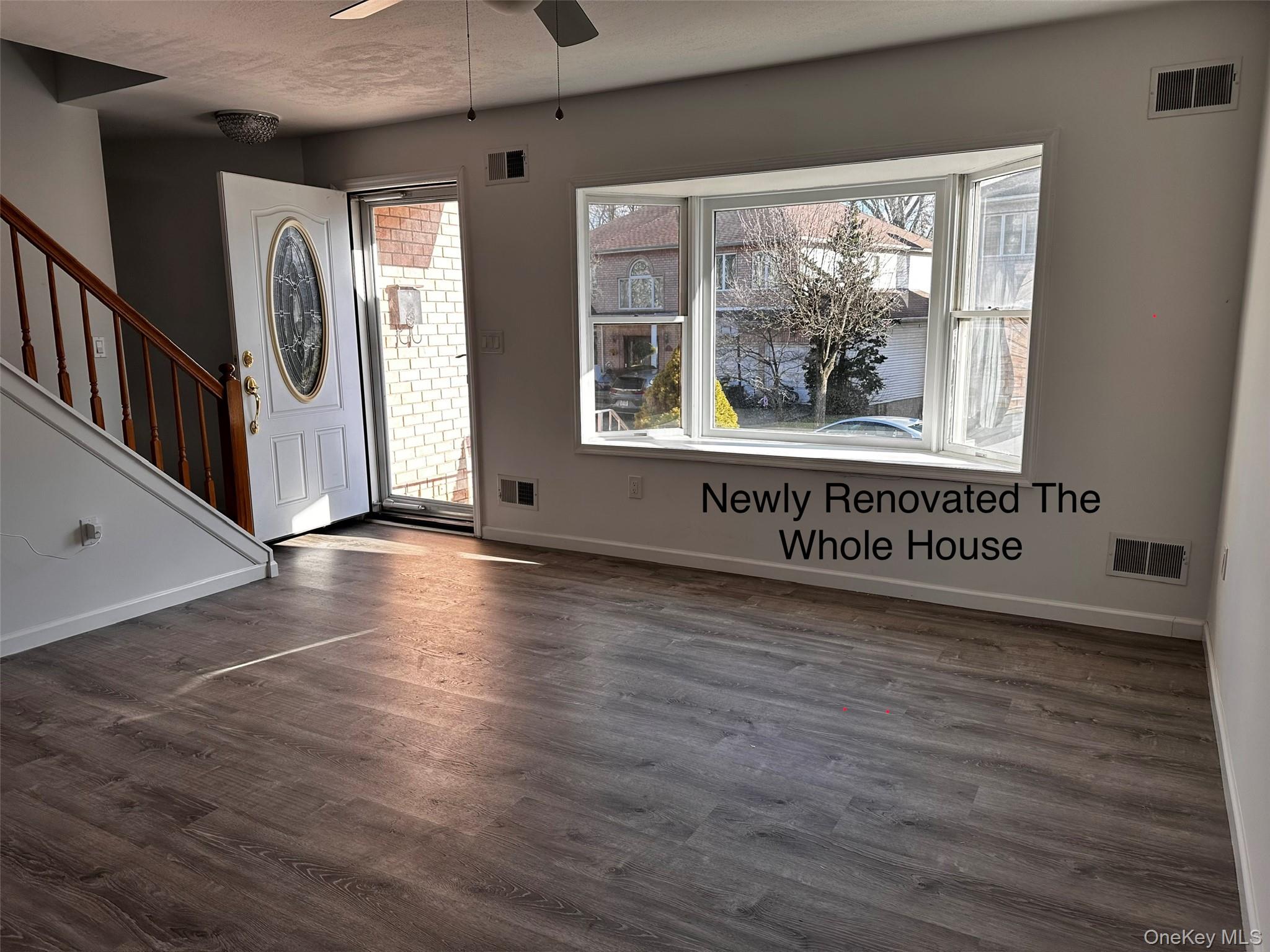 26 Fairway Lane, Staten Island, NY 10301