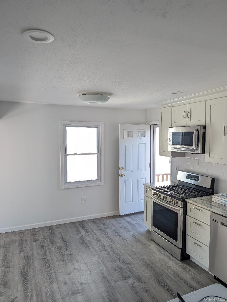 26 Fairway Lane, Staten Island, NY 10301