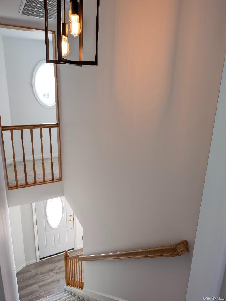 26 Fairway Lane, Staten Island, NY 10301