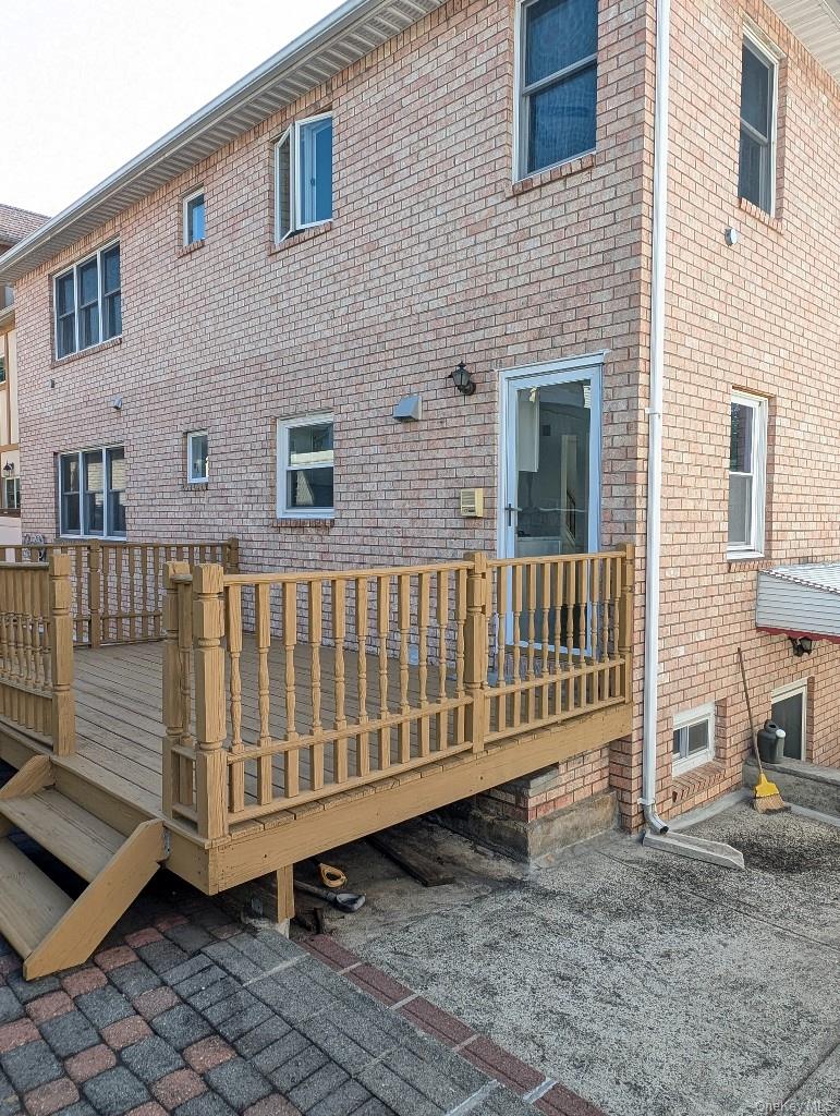 26 Fairway Lane, Staten Island, NY 10301