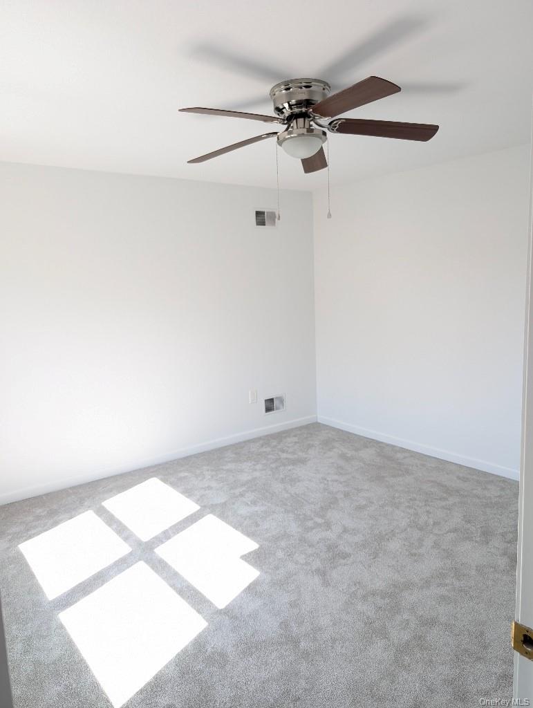 26 Fairway Lane, Staten Island, NY 10301