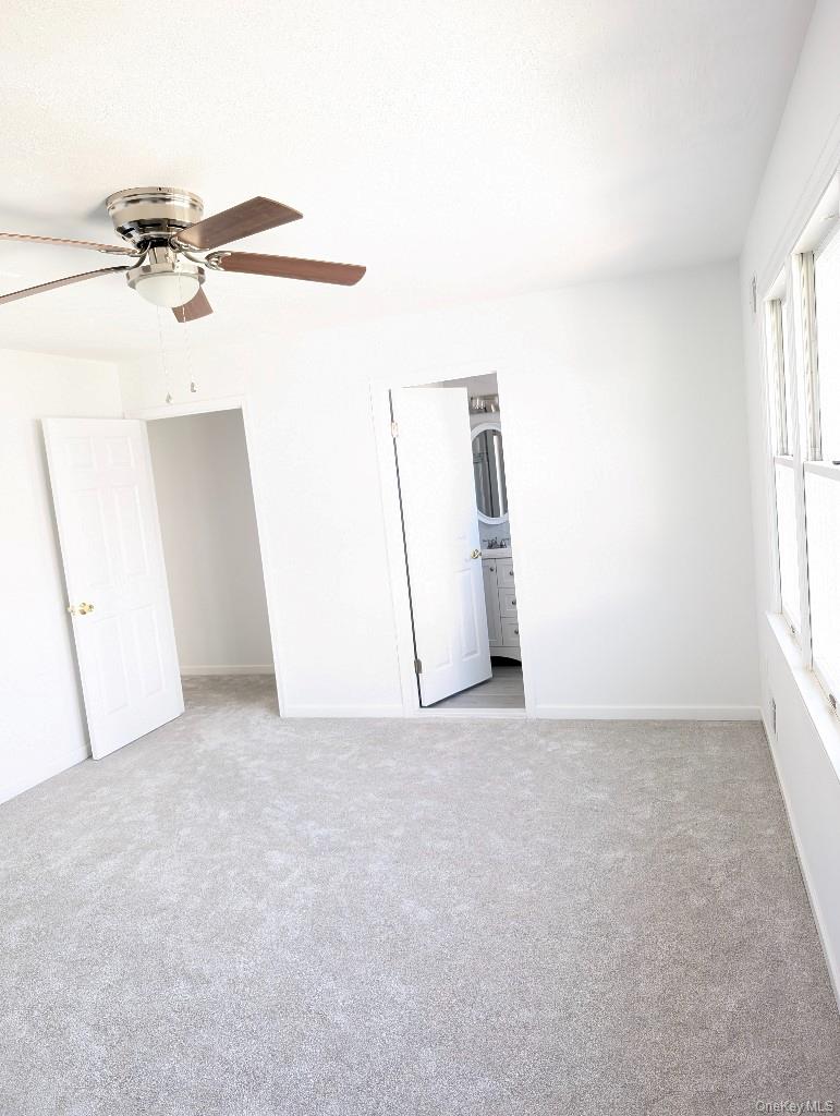 26 Fairway Lane, Staten Island, NY 10301