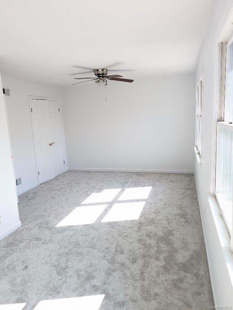 26 Fairway Lane, Staten Island, NY 10301