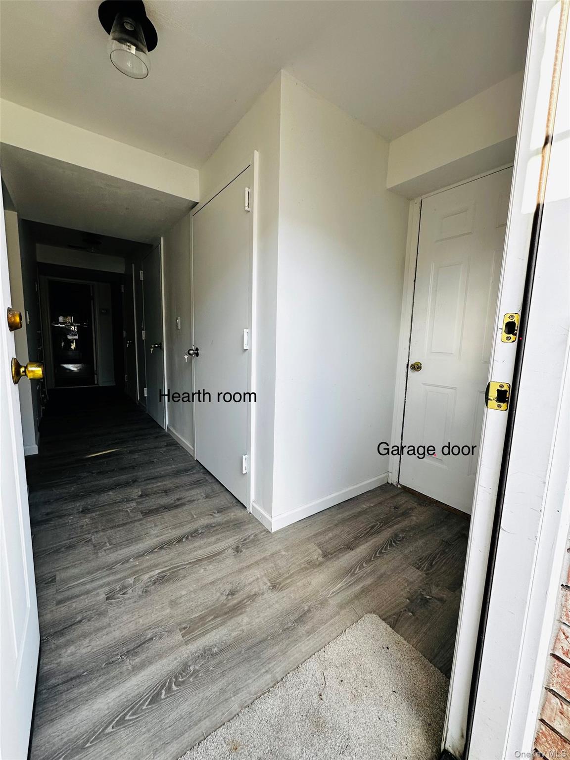 26 Fairway Lane, Staten Island, NY 10301