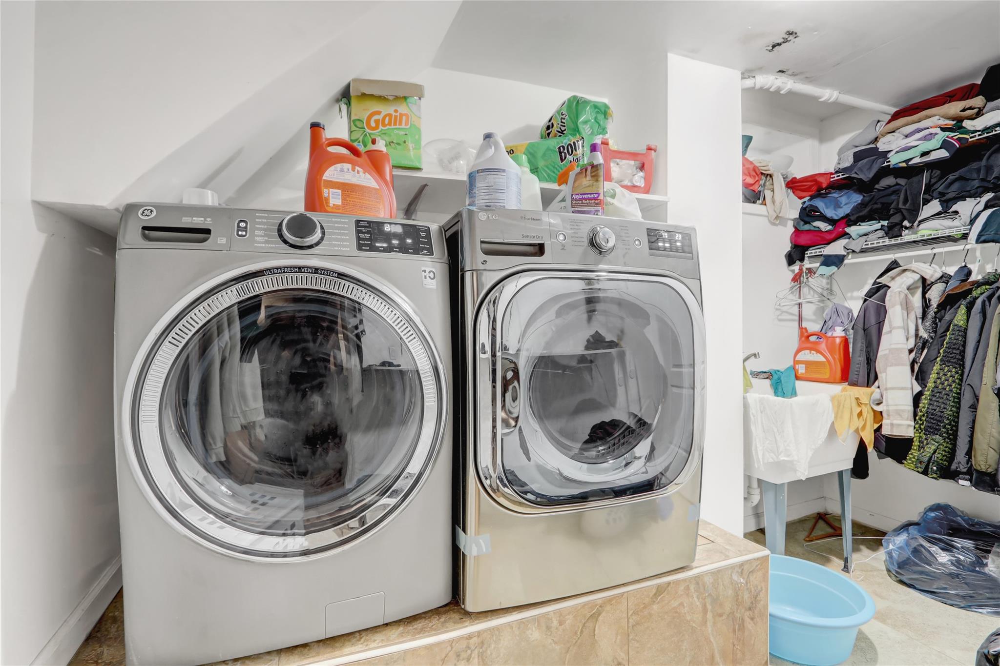 83-14 169TH STREET, Jamaica, NY 11432