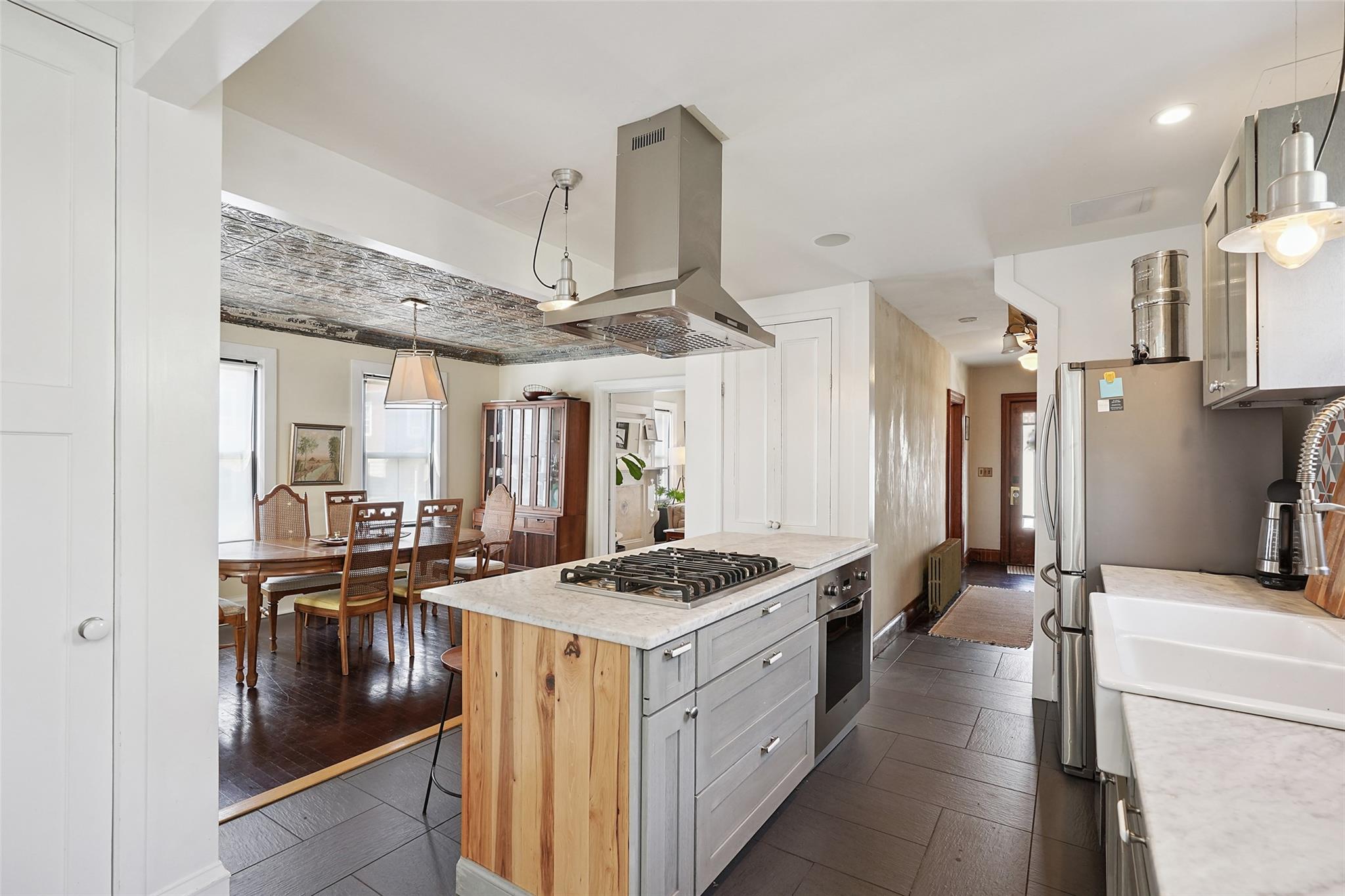 2 Lincoln Terrace, Newburgh, NY 12550