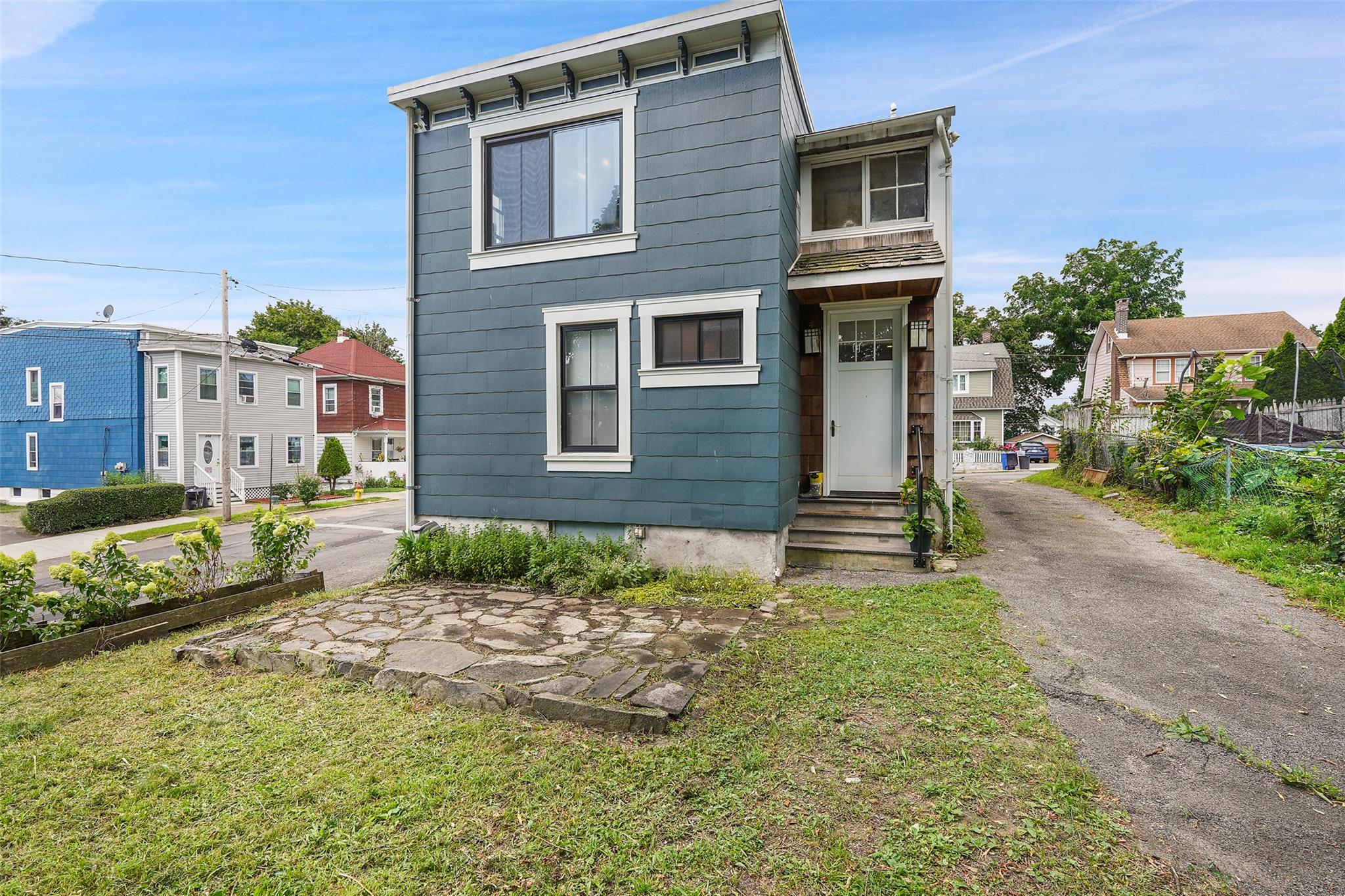 2 Lincoln Terrace, Newburgh, NY 12550