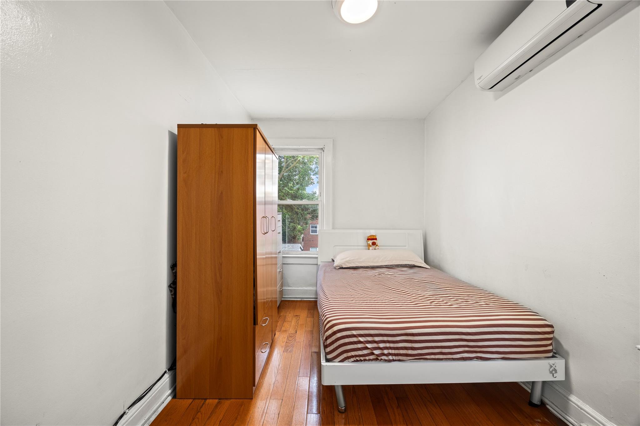 12141 6th Avenue, College Point, NY 11356