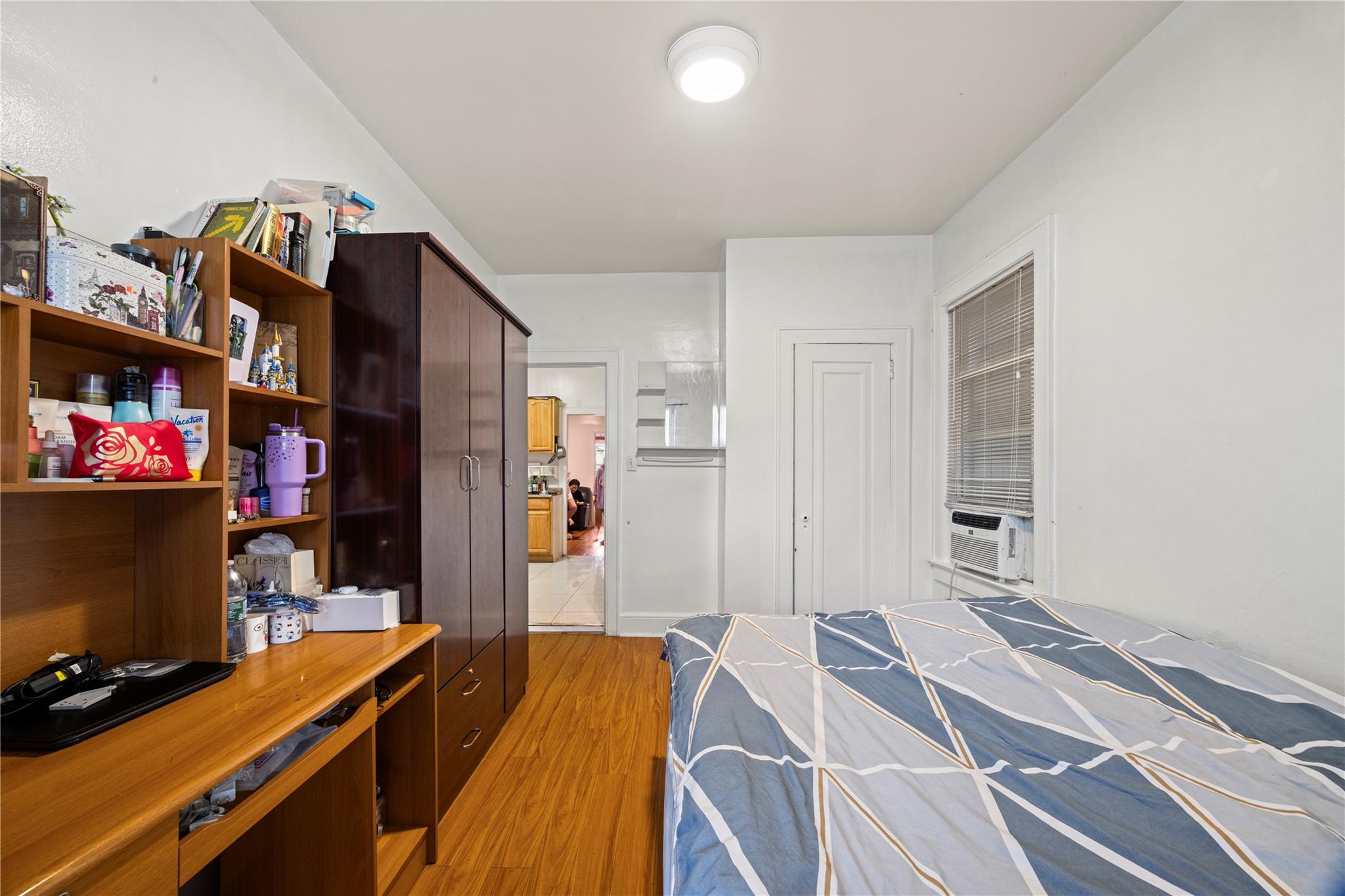 12141 6th Avenue, College Point, NY 11356