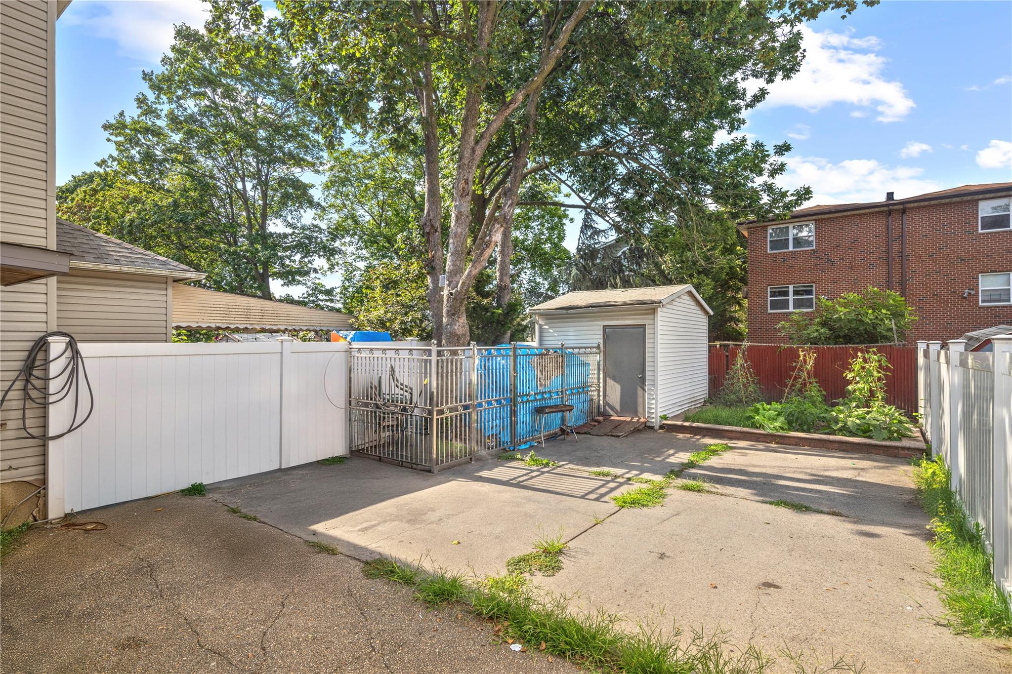 12141 6th Avenue, College Point, NY 11356