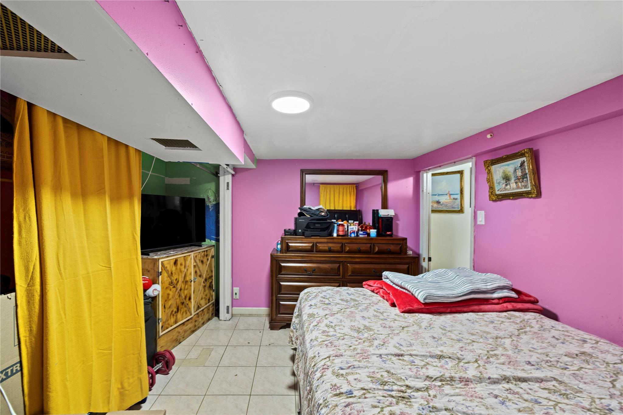 12141 6th Avenue, College Point, NY 11356