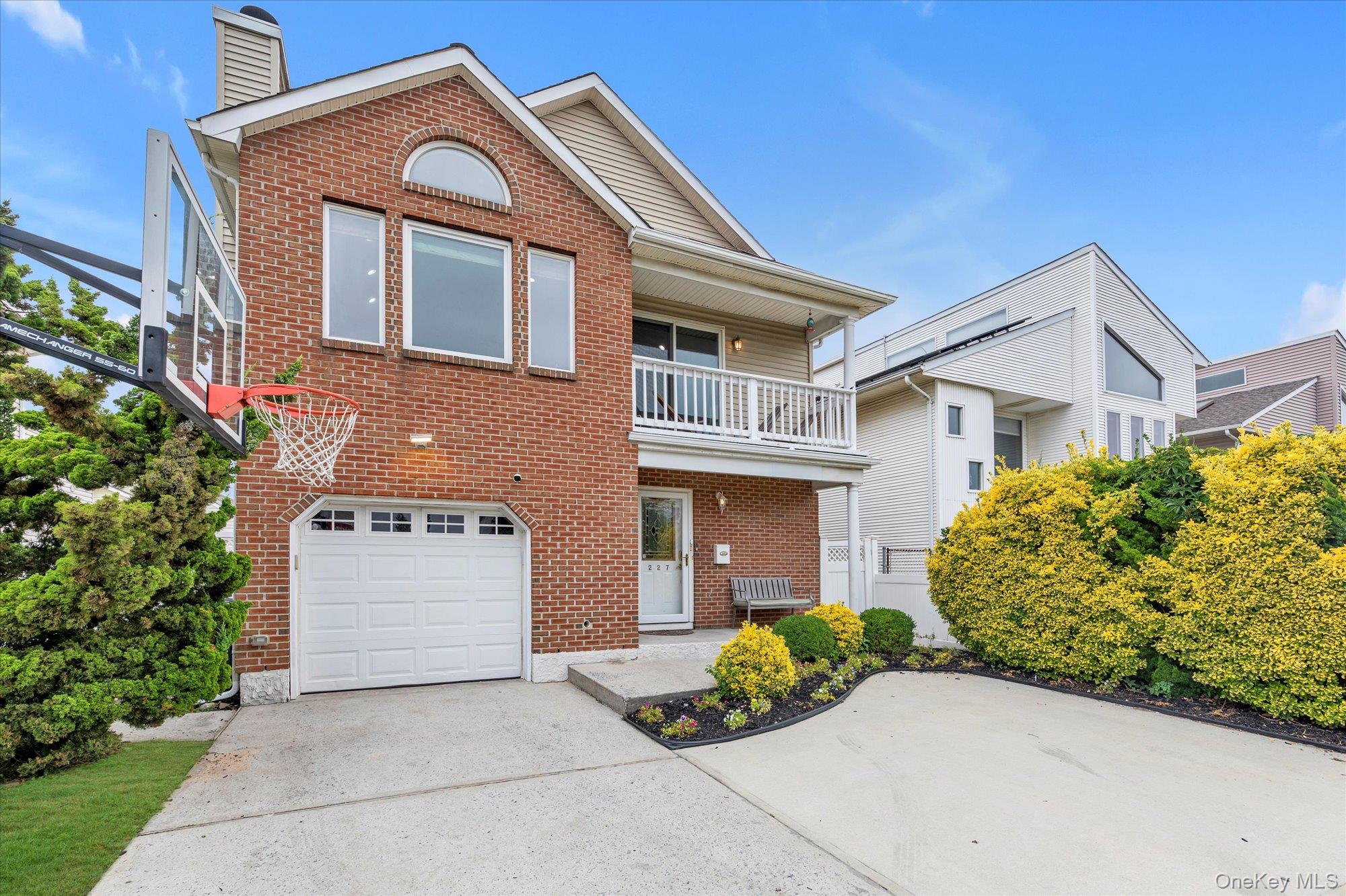 227 W Pine Street, Long Beach, NY 11561