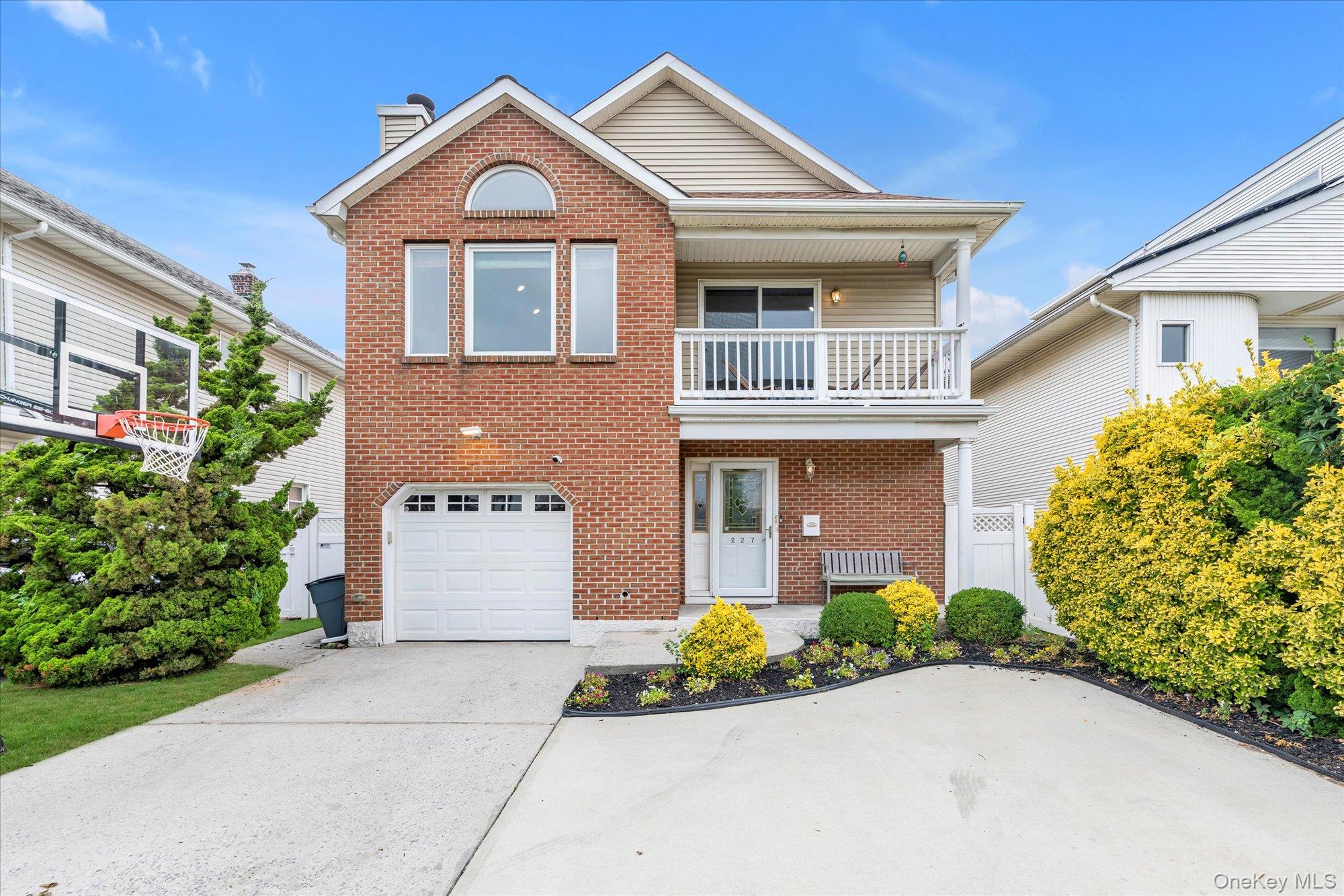 227 W Pine Street, Long Beach, NY 11561