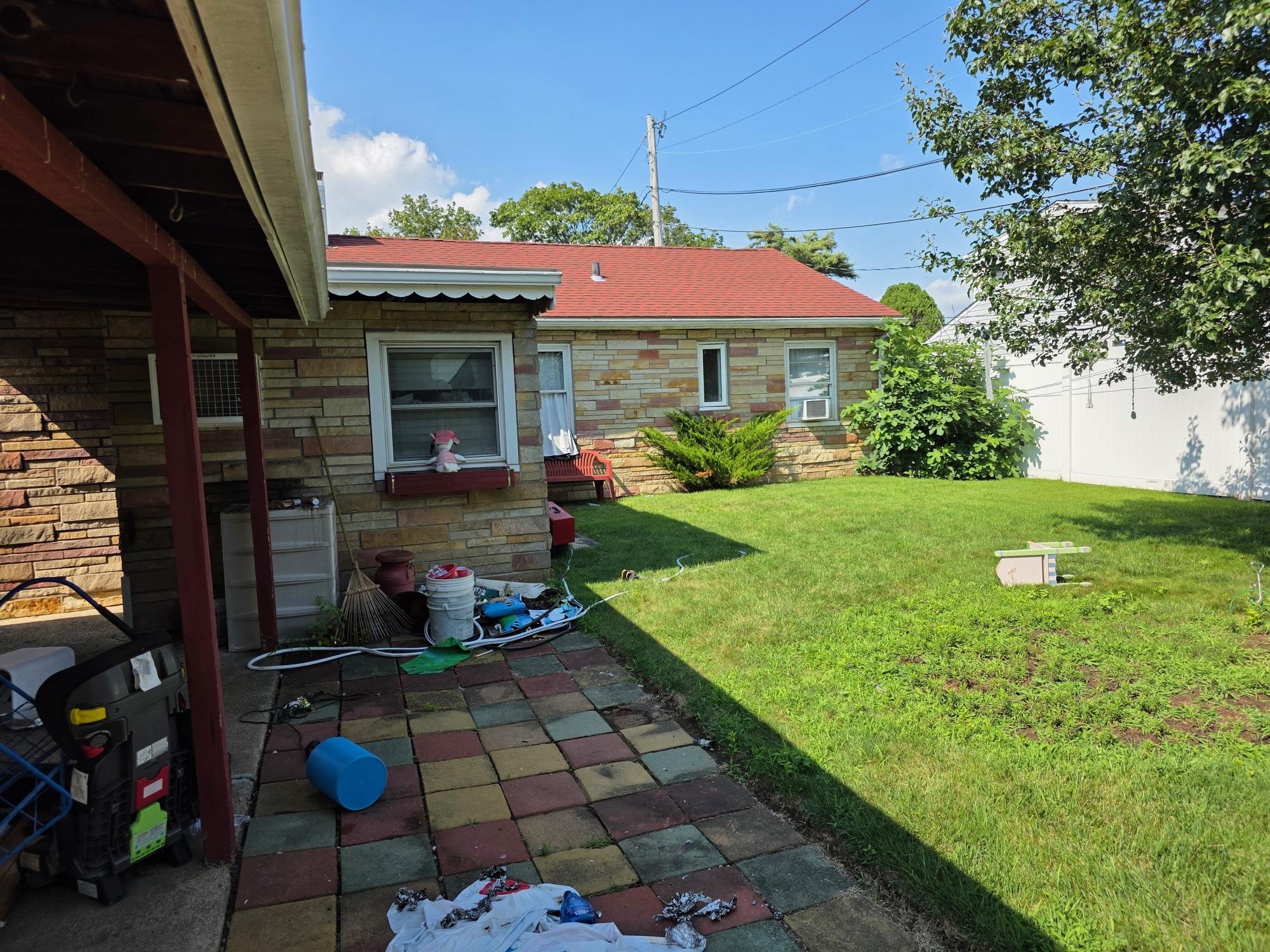 8 Reading Lane, Bethpage, NY 11714