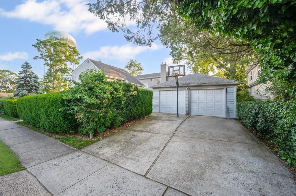 96 Thelma Avenue, Merrick, NY 11566