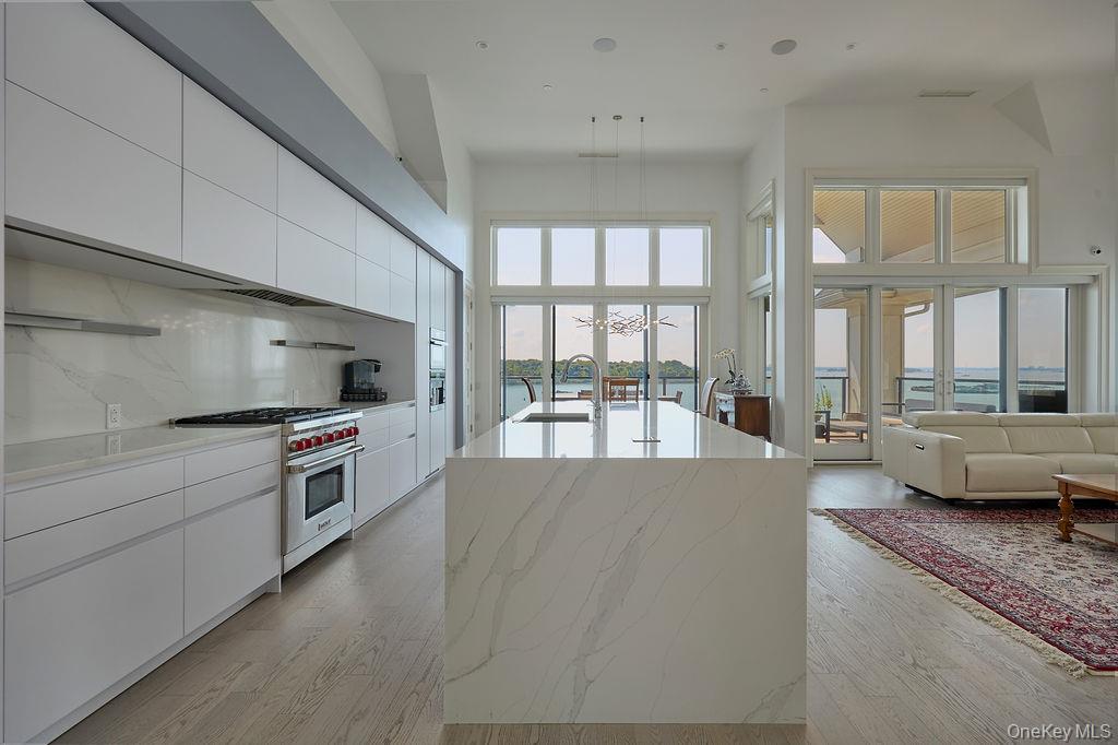 780 Davenport Avenue # 8PH, New Rochelle, NY 10805