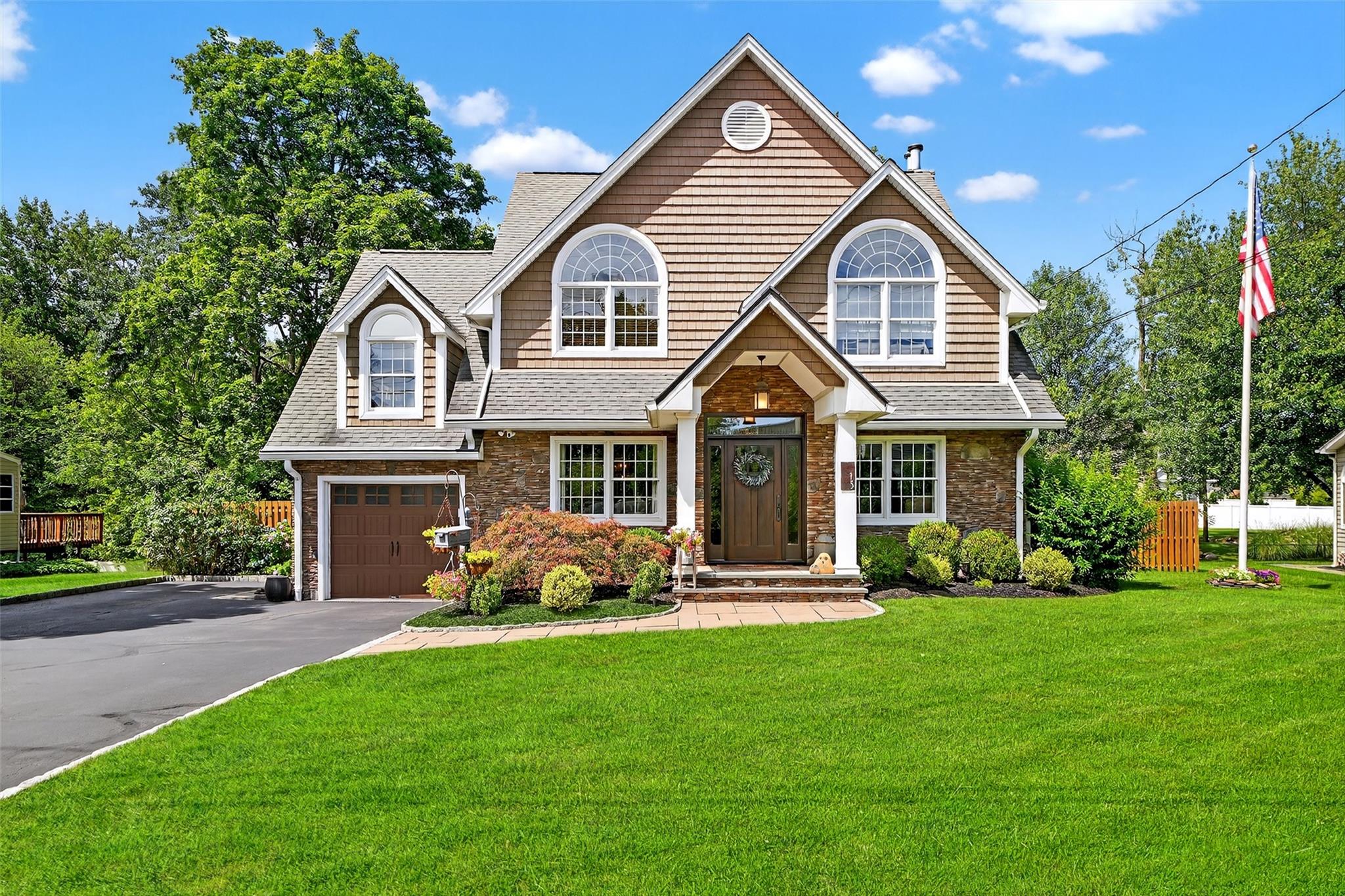13 Villa Drive, Nanuet, NY 10954