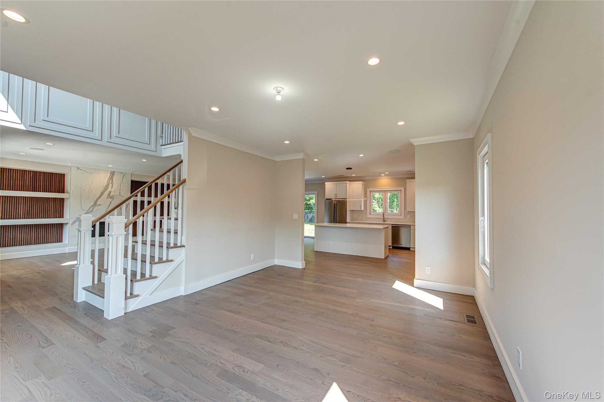 9 E Madison Street, East Islip, NY 11730