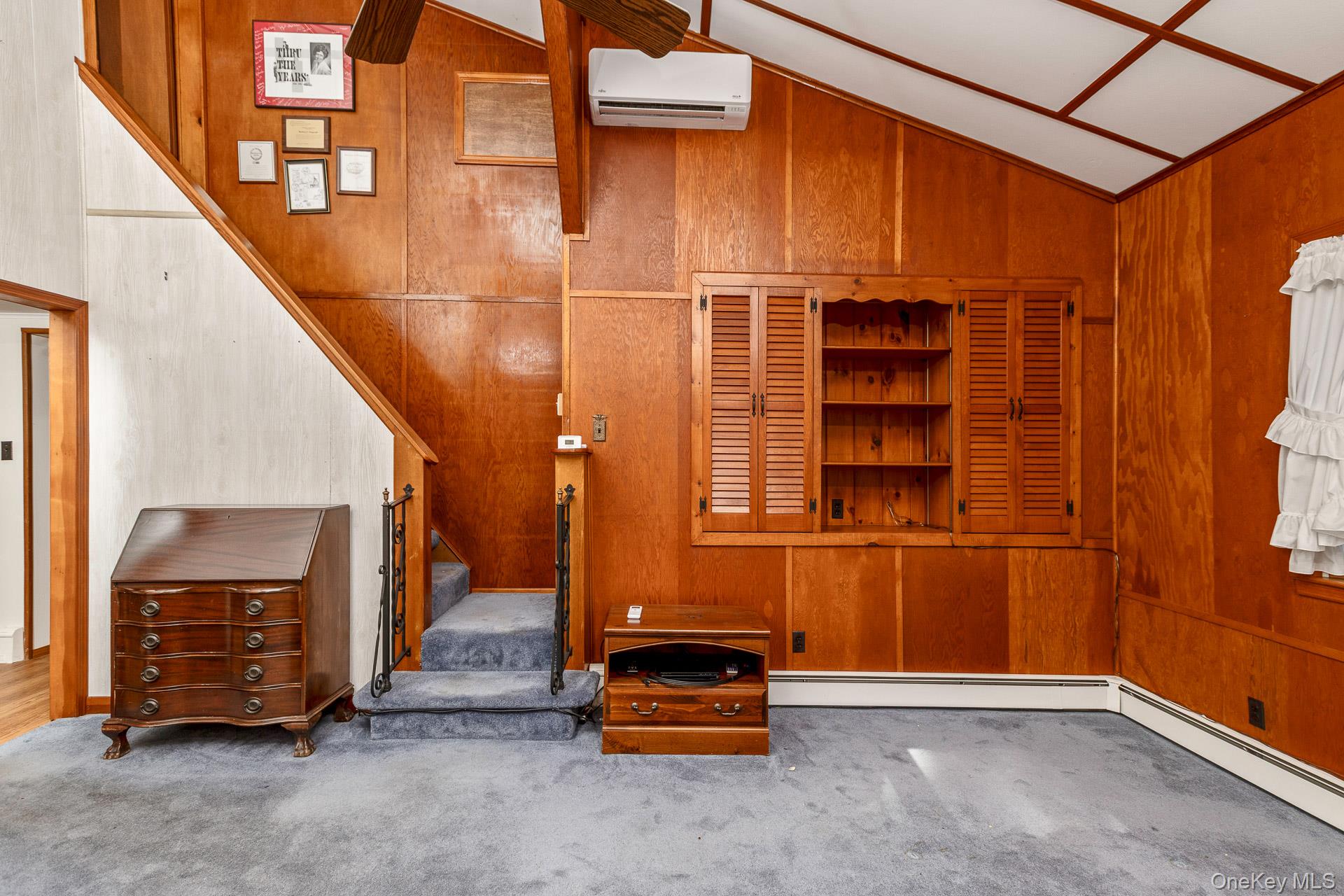 261 Elm Road W, Mastic Beach, NY 11951