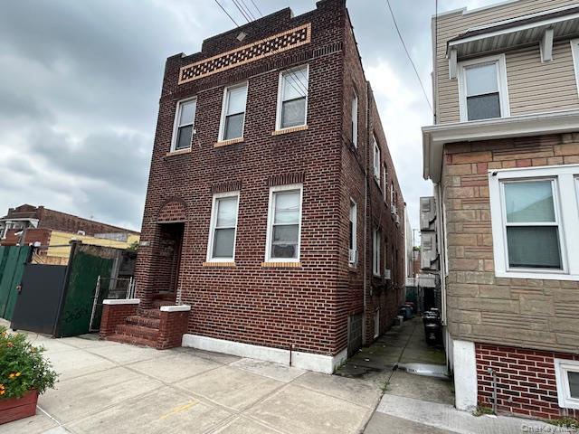 61-38 Grand Avenue, Maspeth, NY 11378