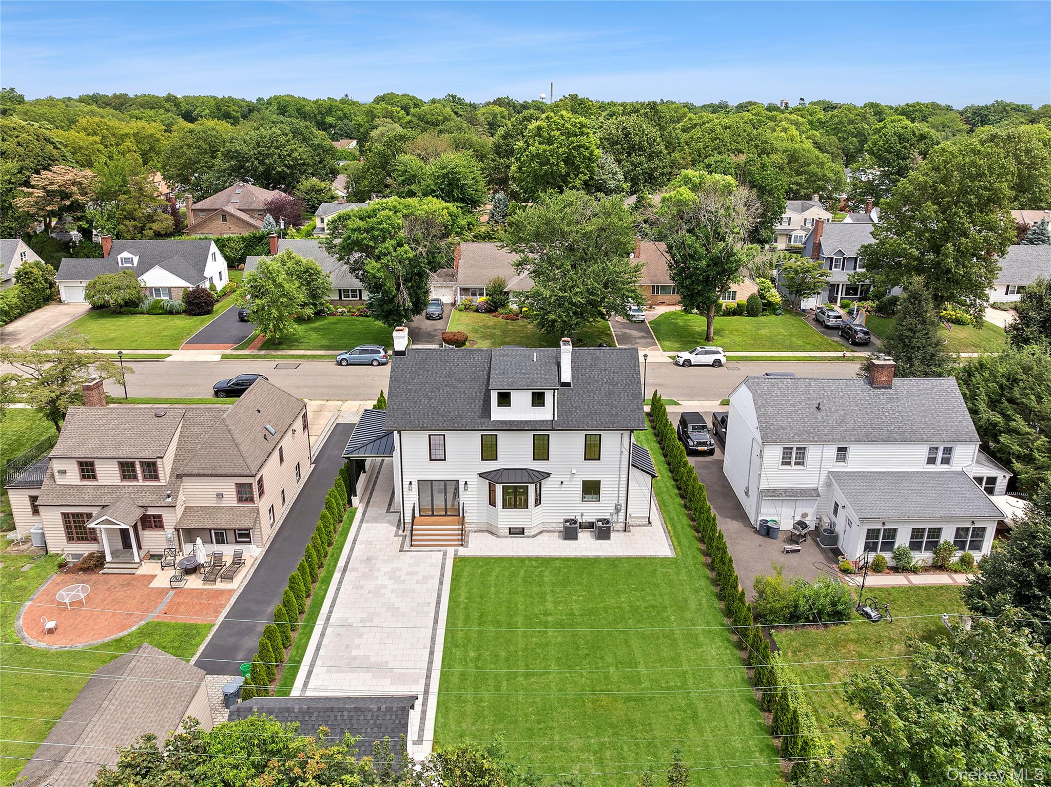 132 Arthur Street, Garden City, NY 11530