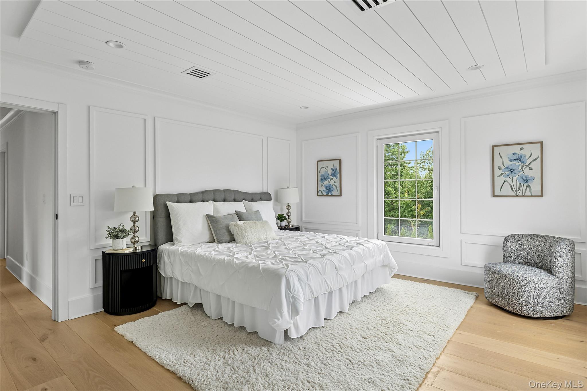 132 Arthur Street, Garden City, NY 11530