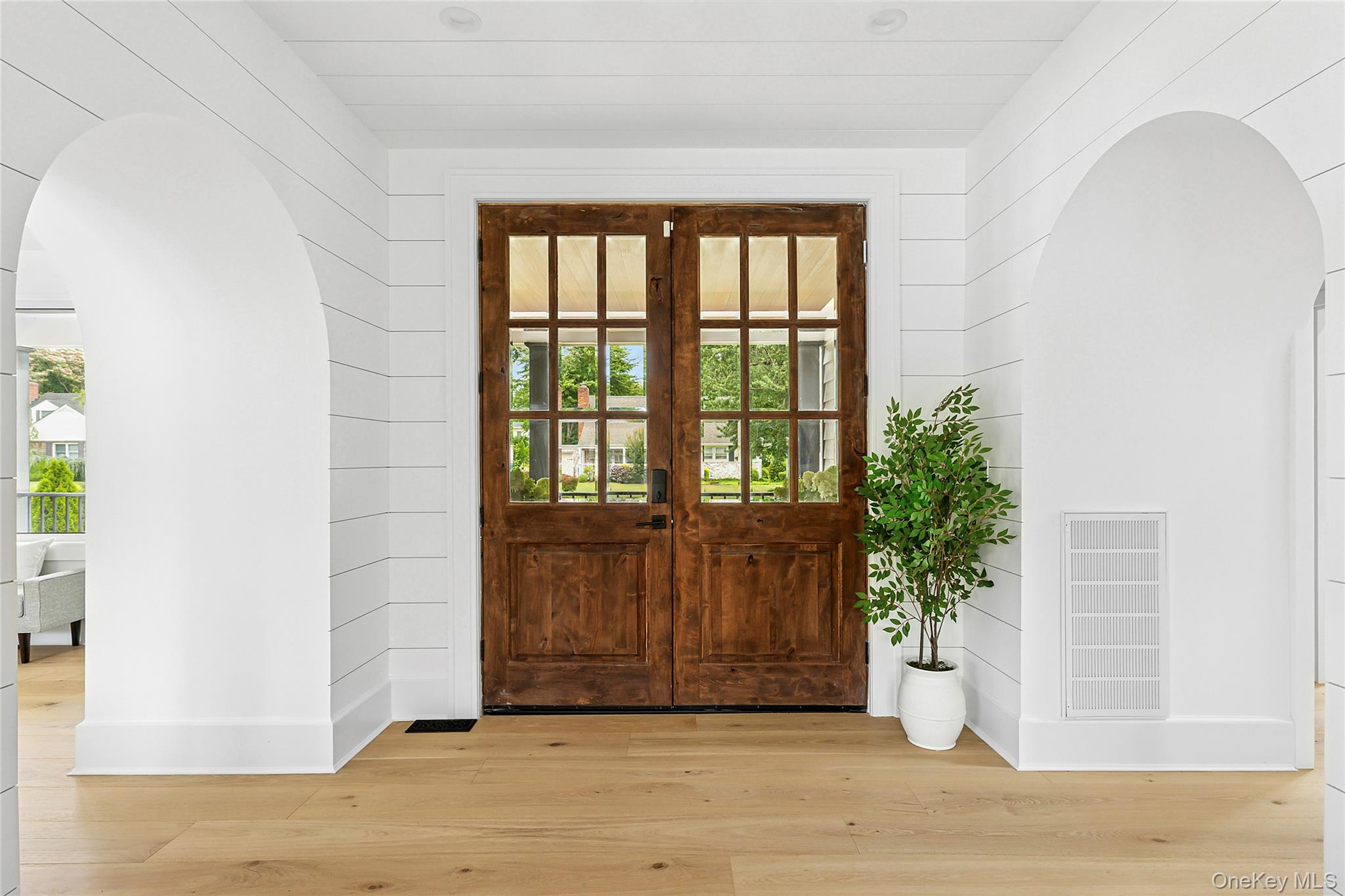 132 Arthur Street, Garden City, NY 11530